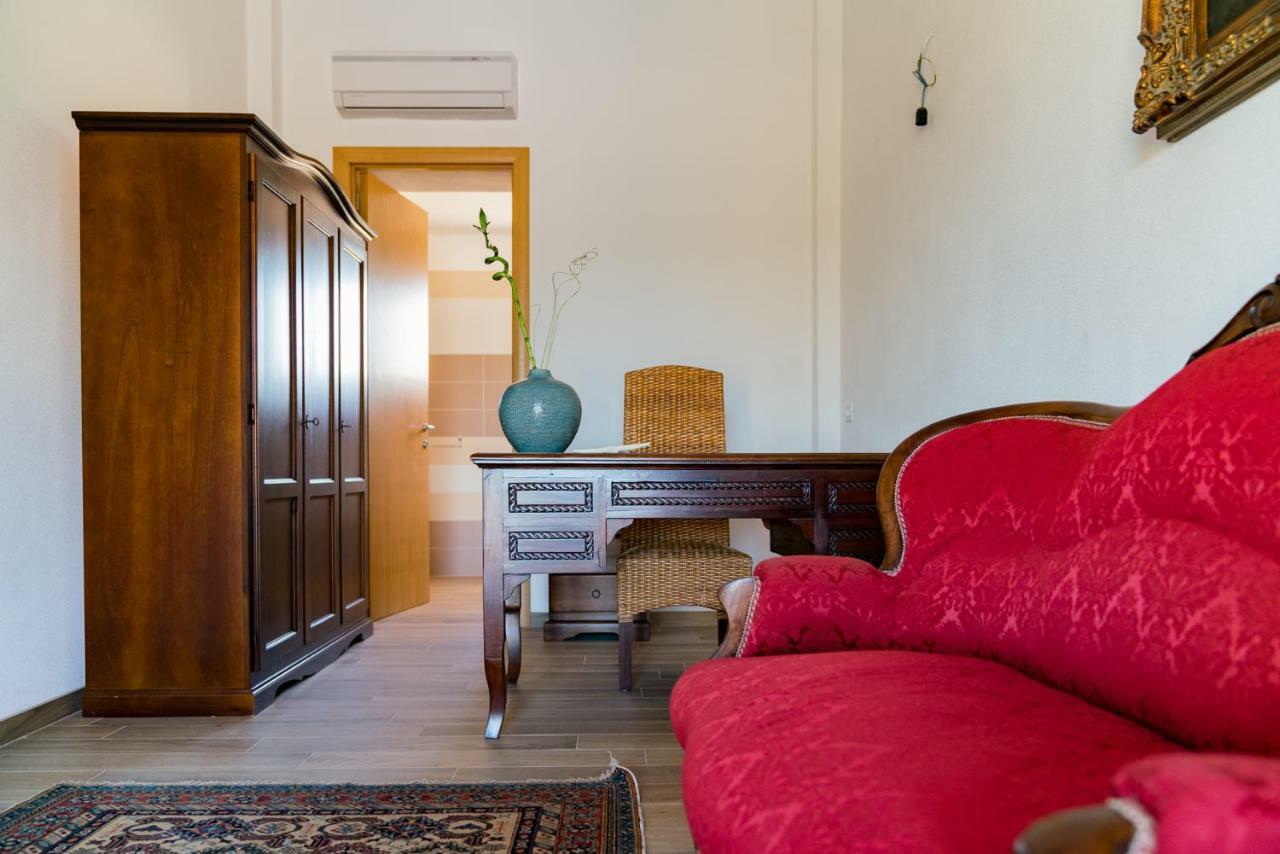 Villa Casale Cerfignano Eksteriør billede